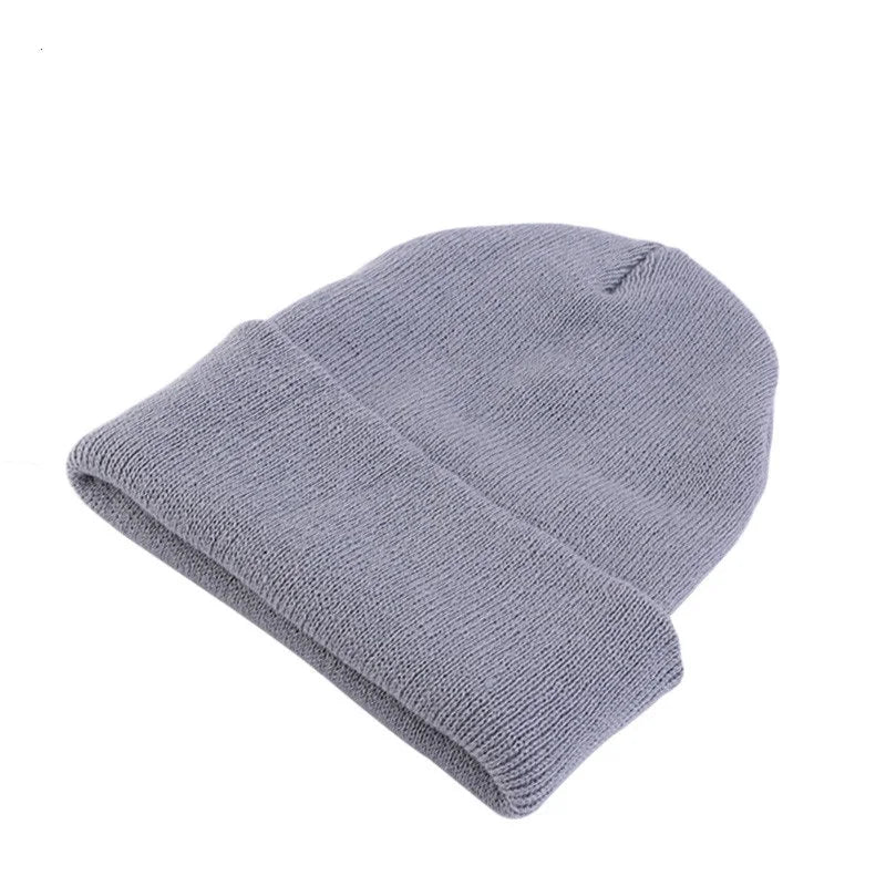 ELVIA™ – Lightweight Casual Knit Beanie
