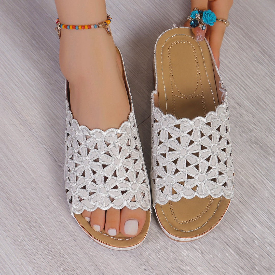 GINGER | FLORAL CUTOUT ORTHOPEDIC SLIDE SANDALS