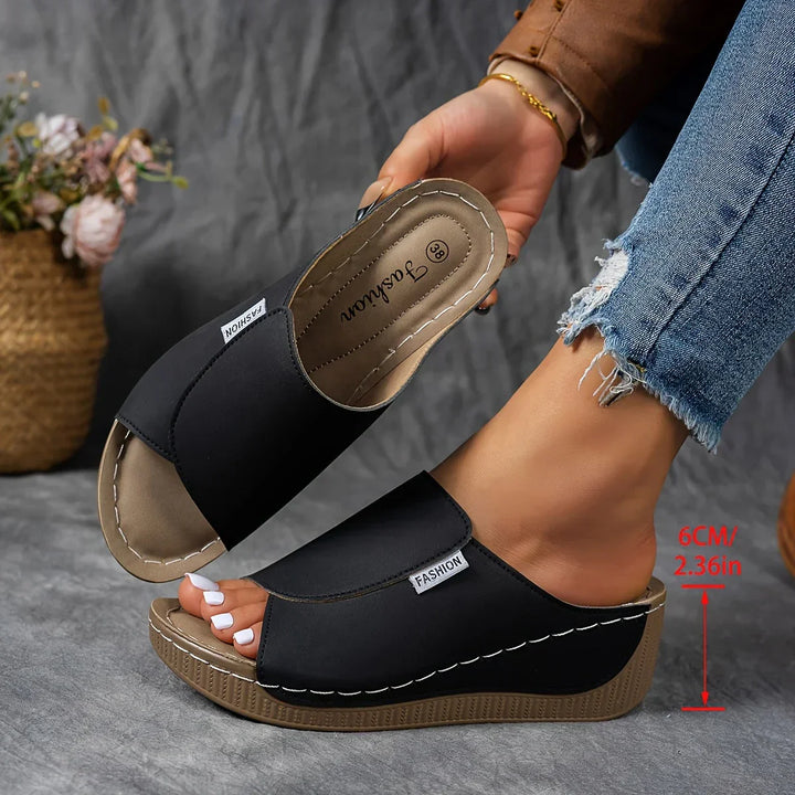 TAMARA | CLASSIC COMFORT WALKING SANDALS