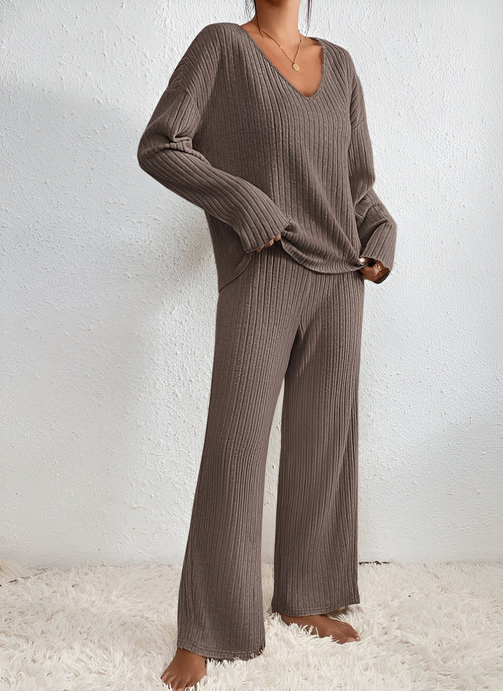 IRENE™ – Ribbed V-Neck Sweater Set